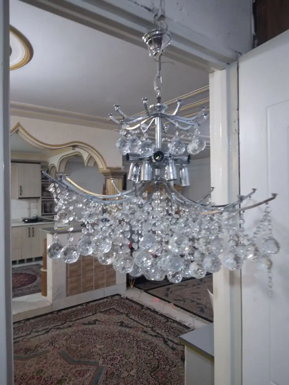 لوستر|لوستر و چراغ آویز|بوئین زهرا, |دیوار