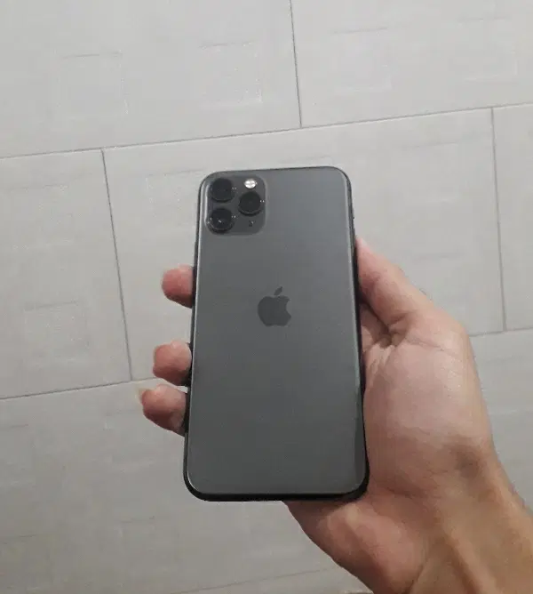 11 pro|موبایل|سمنان, |دیوار