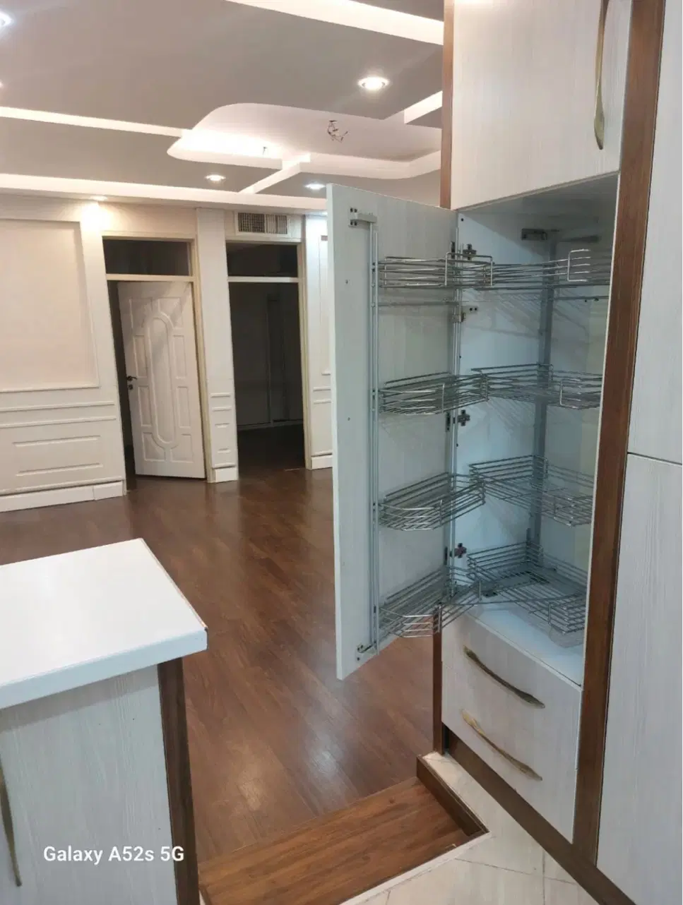 ۹۰متر/دوخواب/فوقالعا‌ه شیک عروس دامادی/مسجد جامع|اجارهٔ آپارتمان|ورامین, ورامین|دیوار