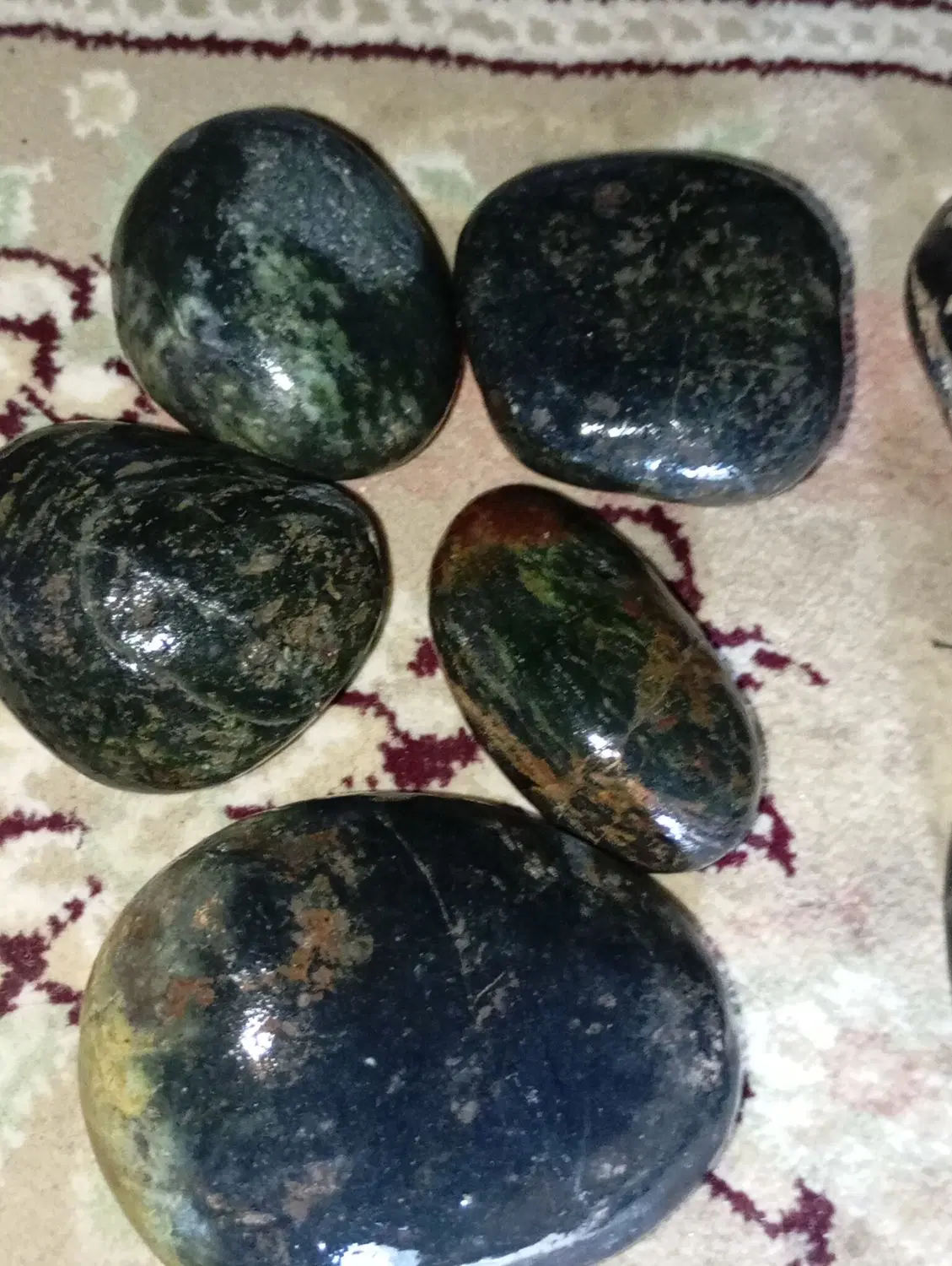 سنگ قیمتی|جواهرات|طاغنکوه, |دیوار