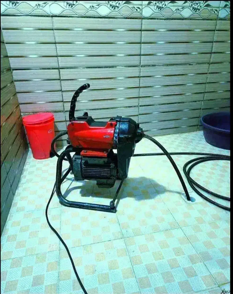 لوله بازکنی و تخلیه چاه فنرزن سراسر قم 24ساعته|خدمات پیشه و مهارت|قم, زنبیل آباد|دیوار