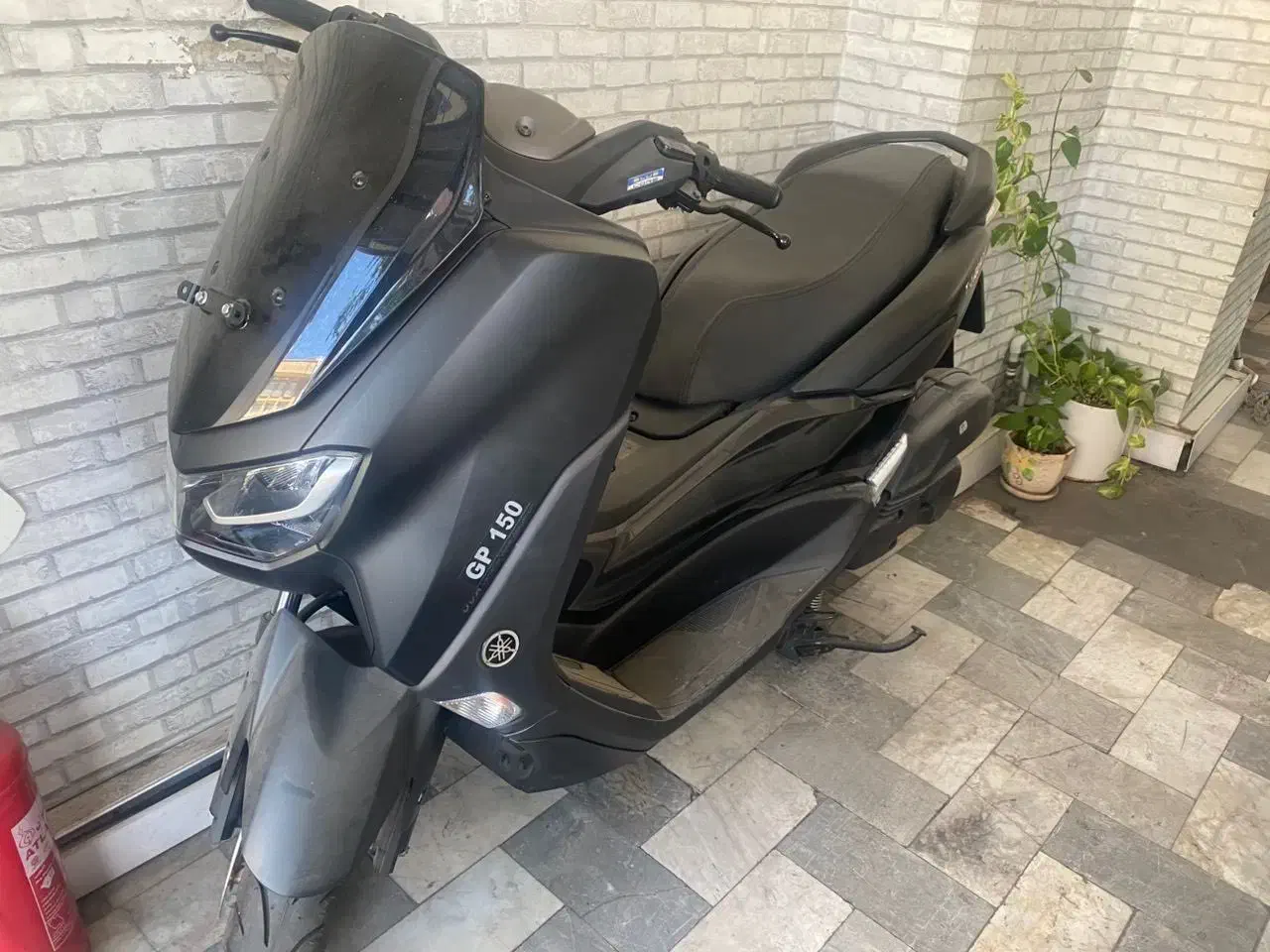 nmax 1402صفر|موتورسیکلت|تهران, جابری|دیوار