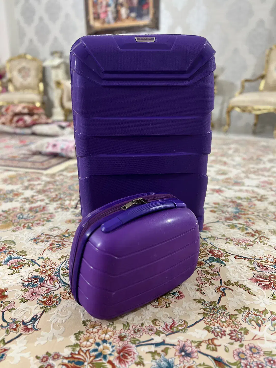 چمدان|کیف، کفش، کمربند|مشهد, الهیه|دیوار