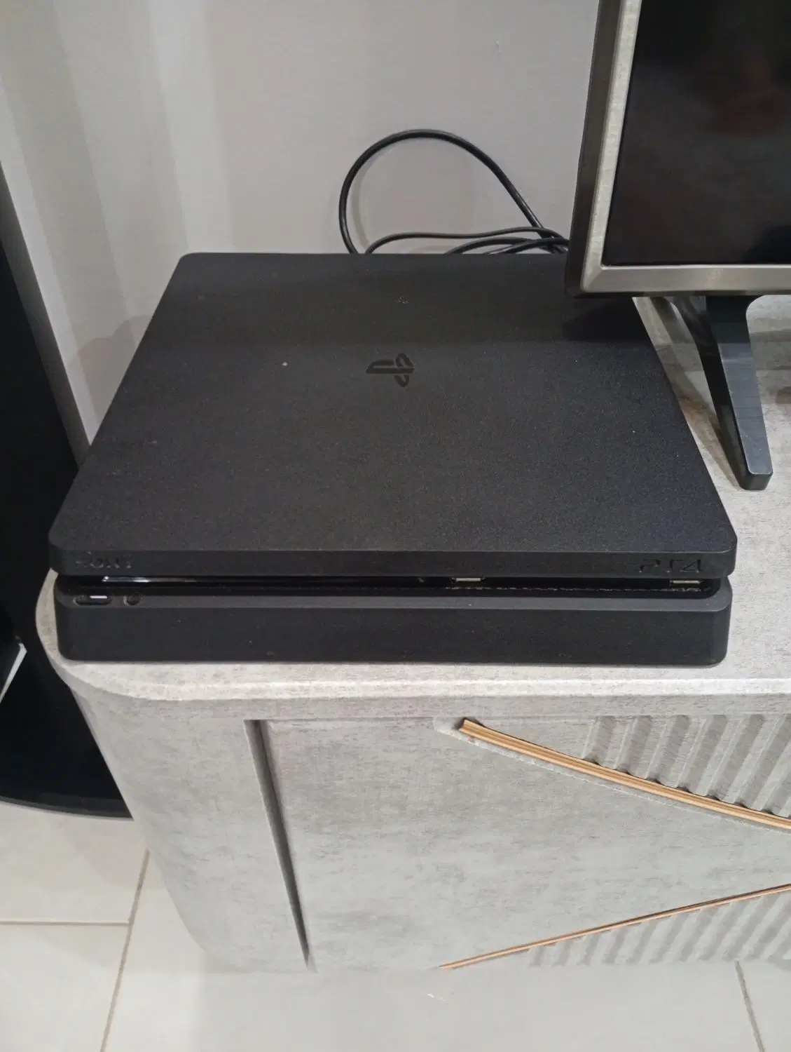 ps4 slim 500|کنسول، بازی ویدئویی و آنلاین|پرند, فاز ۴|دیوار