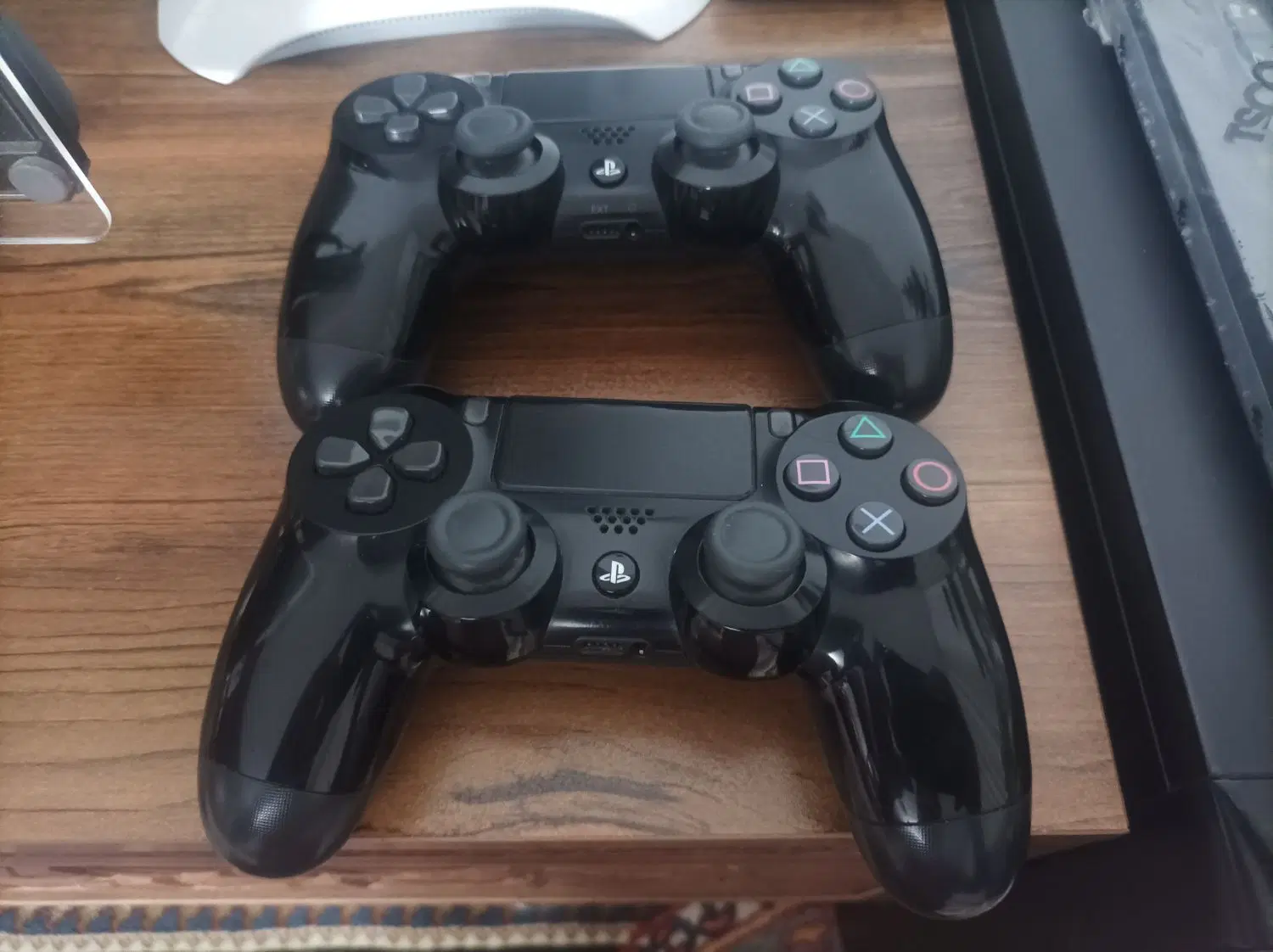 ps4 pro 1tb|کنسول، بازی ویدئویی و آنلاین|شیراز, فخرآباد (دروازه کازرون)|دیوار