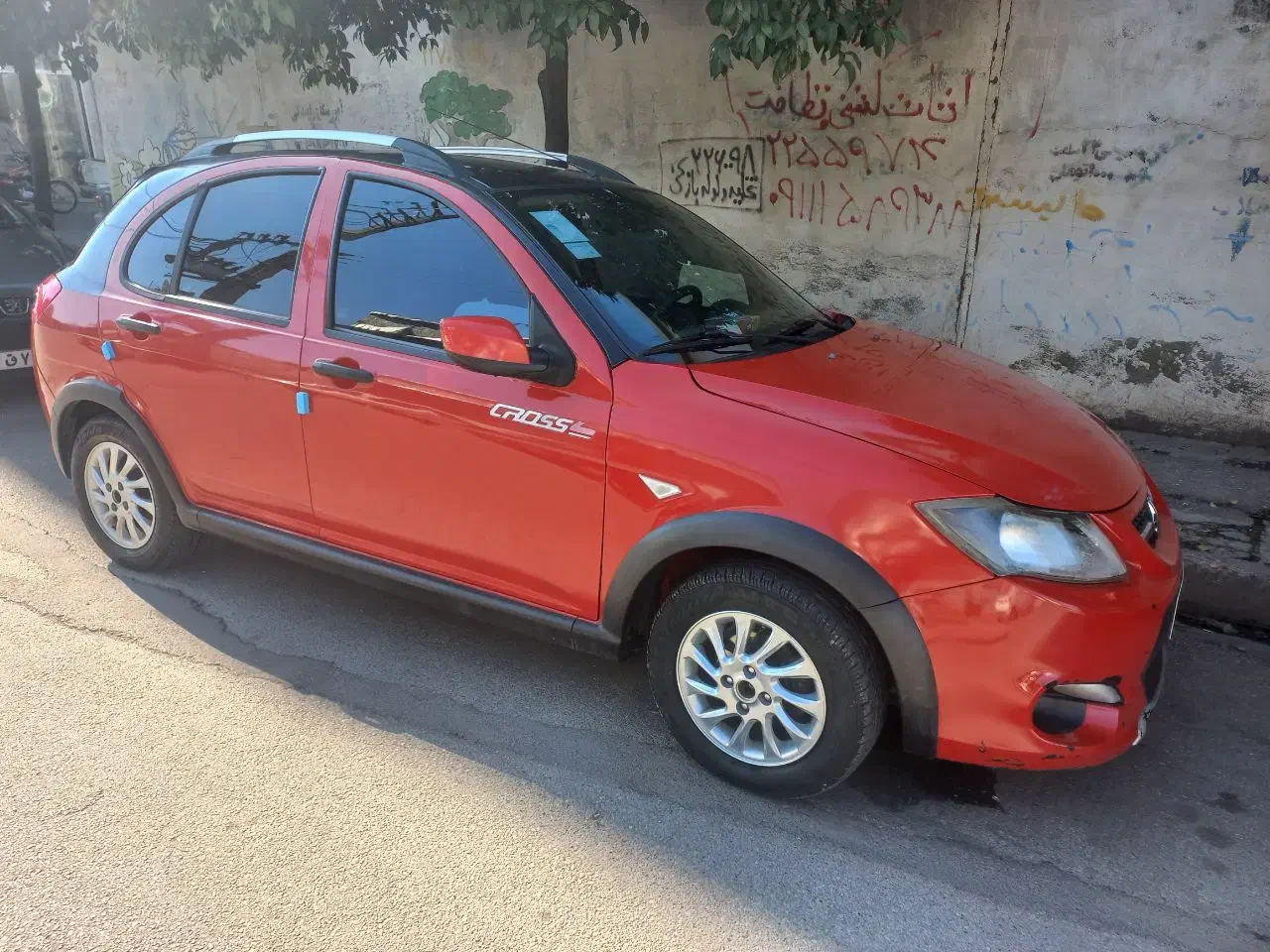 کوییک R قرمز مشکی کم کارکرد مدل ۹۸|خودرو سواری و وانت|ساری, |دیوار