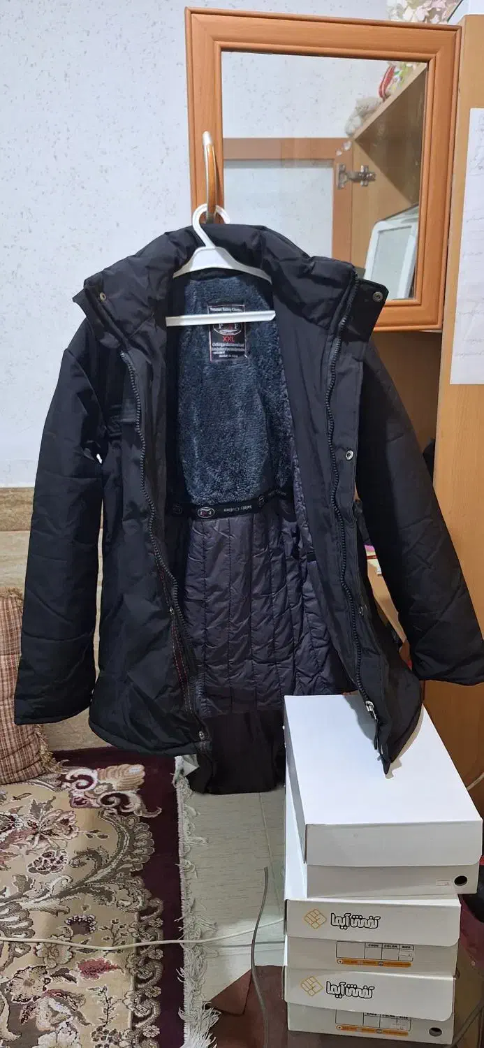 کاپشن|لباس|بندر امام خمینی, |دیوار