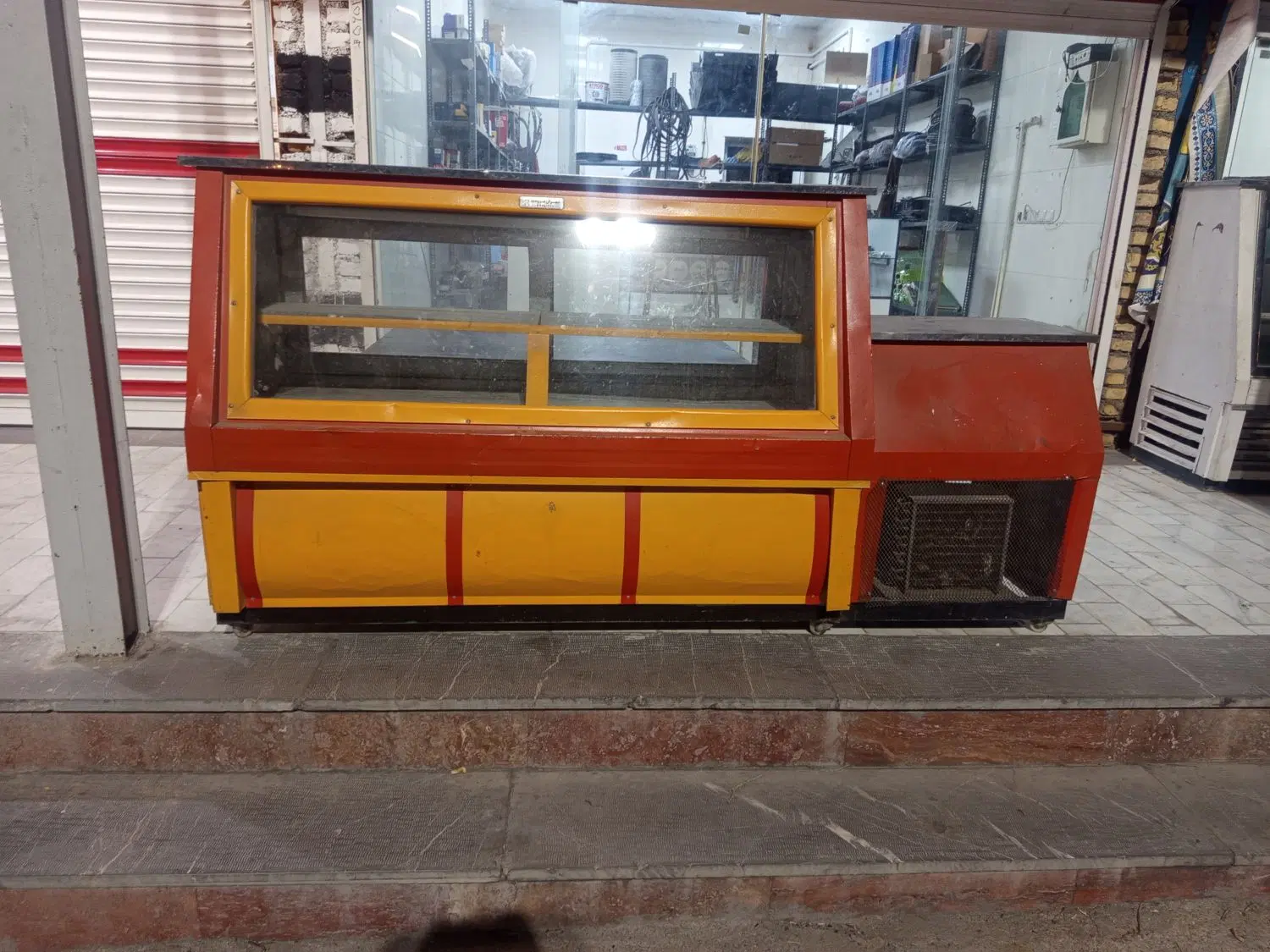 یخچال|فروشگاه و مغازه|بیرجند, |دیوار