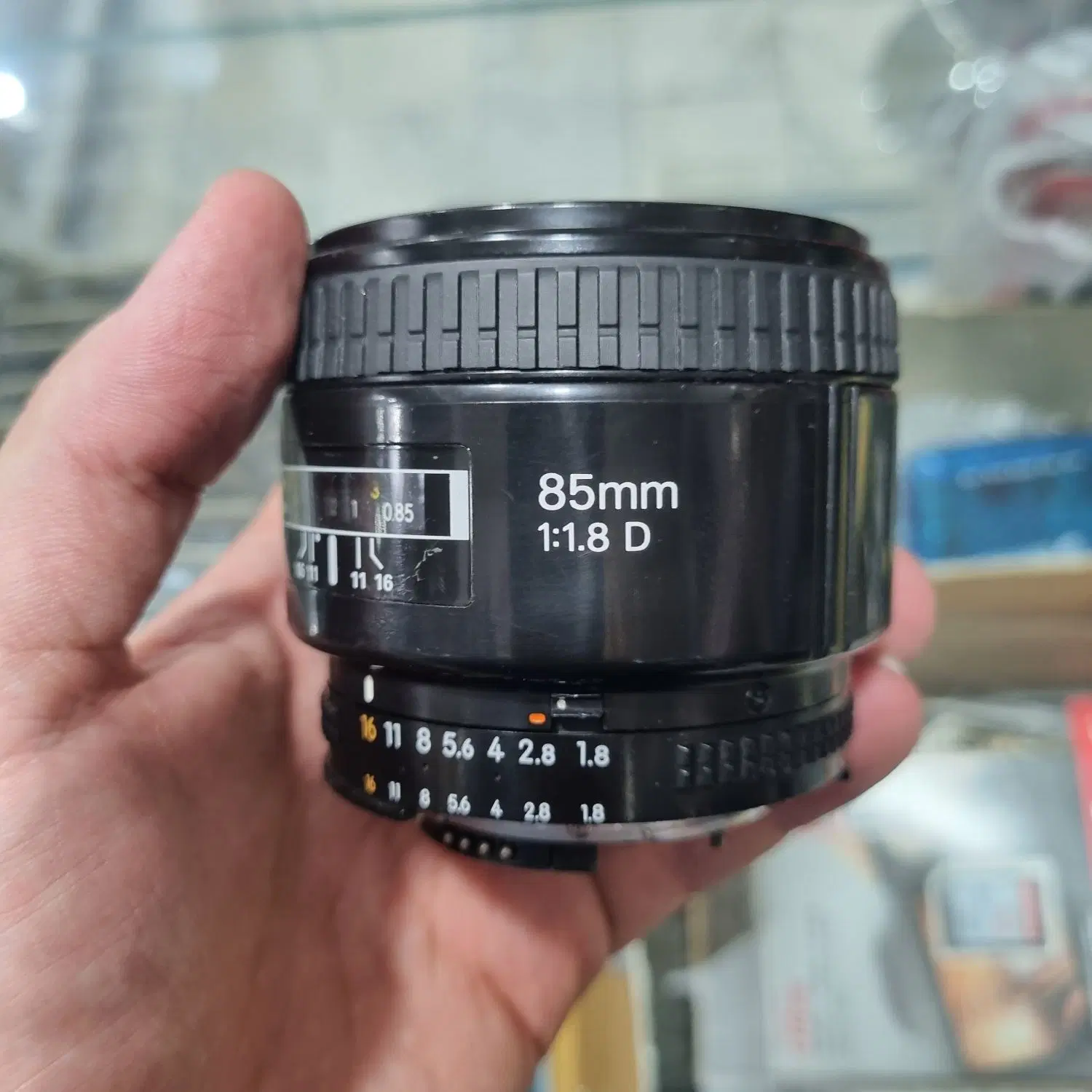 Nikon 85|دوربین عکاسی و فیلمبرداری|تهران, چوب تراش|دیوار