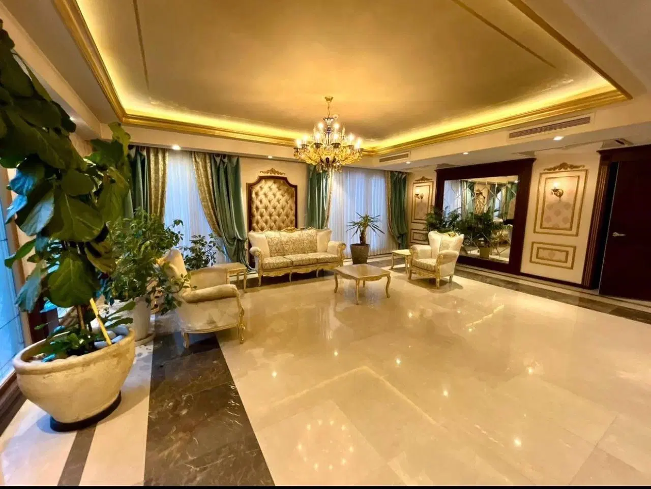 فروش آپارتمان درتاپ لوکیشن زعفرانیه۱۶۰متر/۲پارکینگ - Mehr