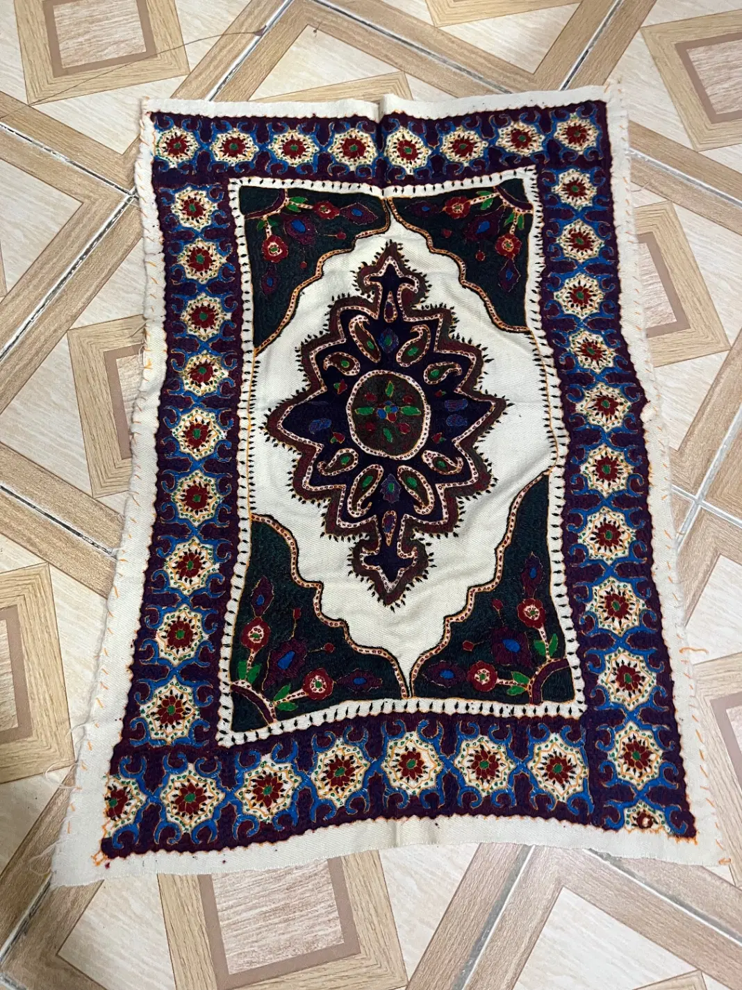 پته|پشتی|رفسنجان, |دیوار