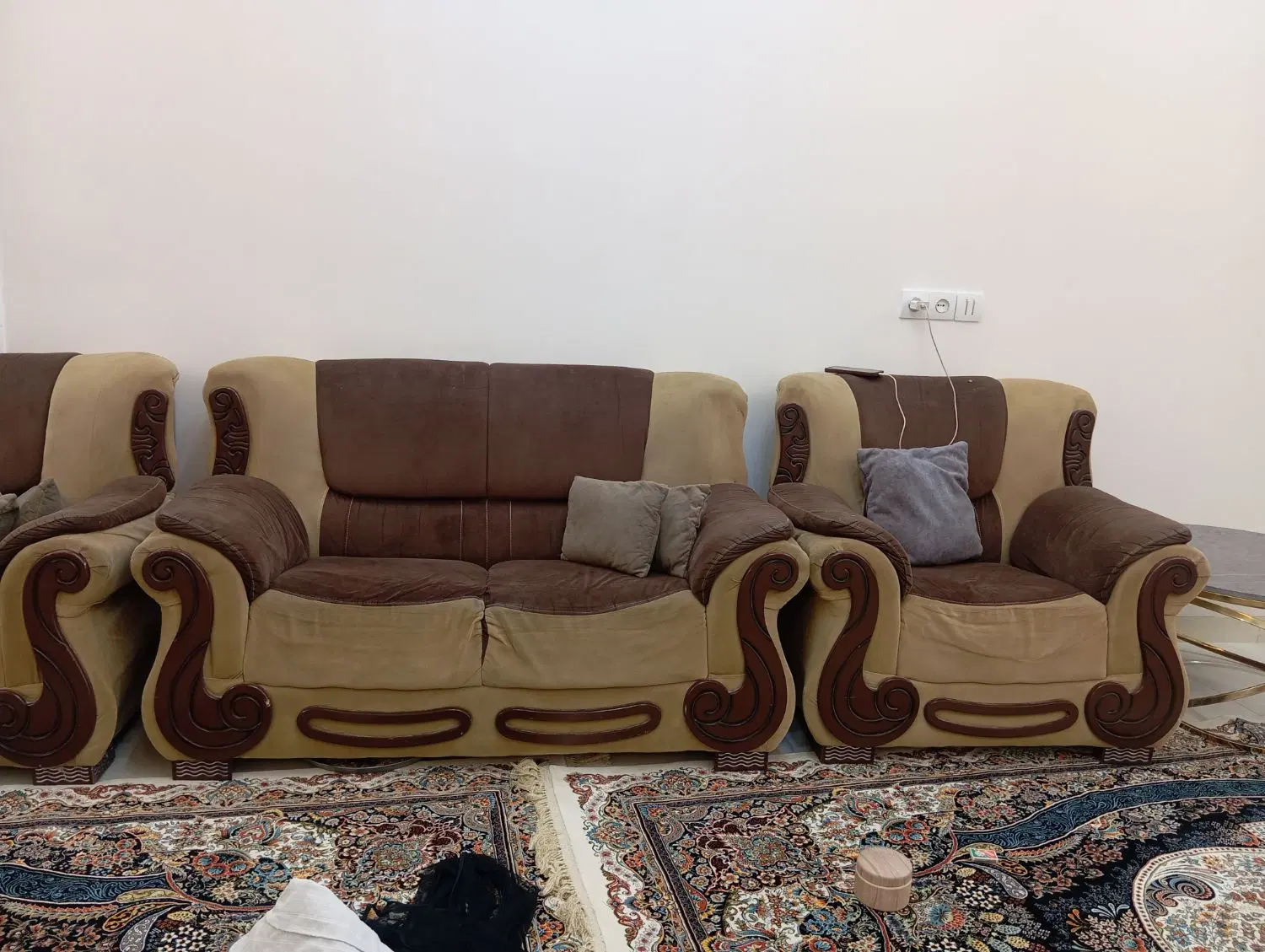 مبل|مبلمان خانگی و میز عسلی|زابل, |دیوار
