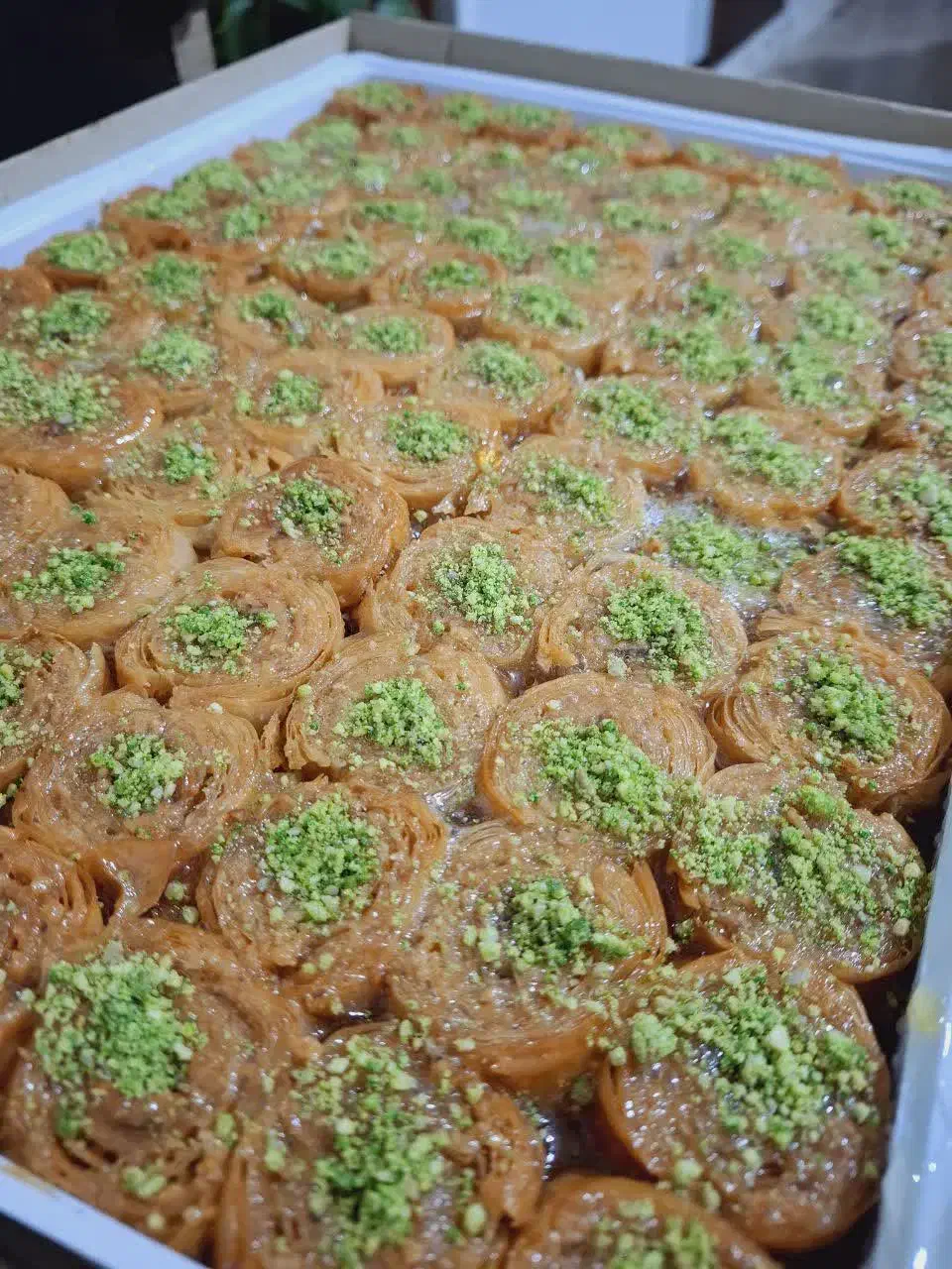 باقلوا|خوردنی و آشامیدنی|هشتگرد, شهرک ولیعصر (مصلی)|دیوار