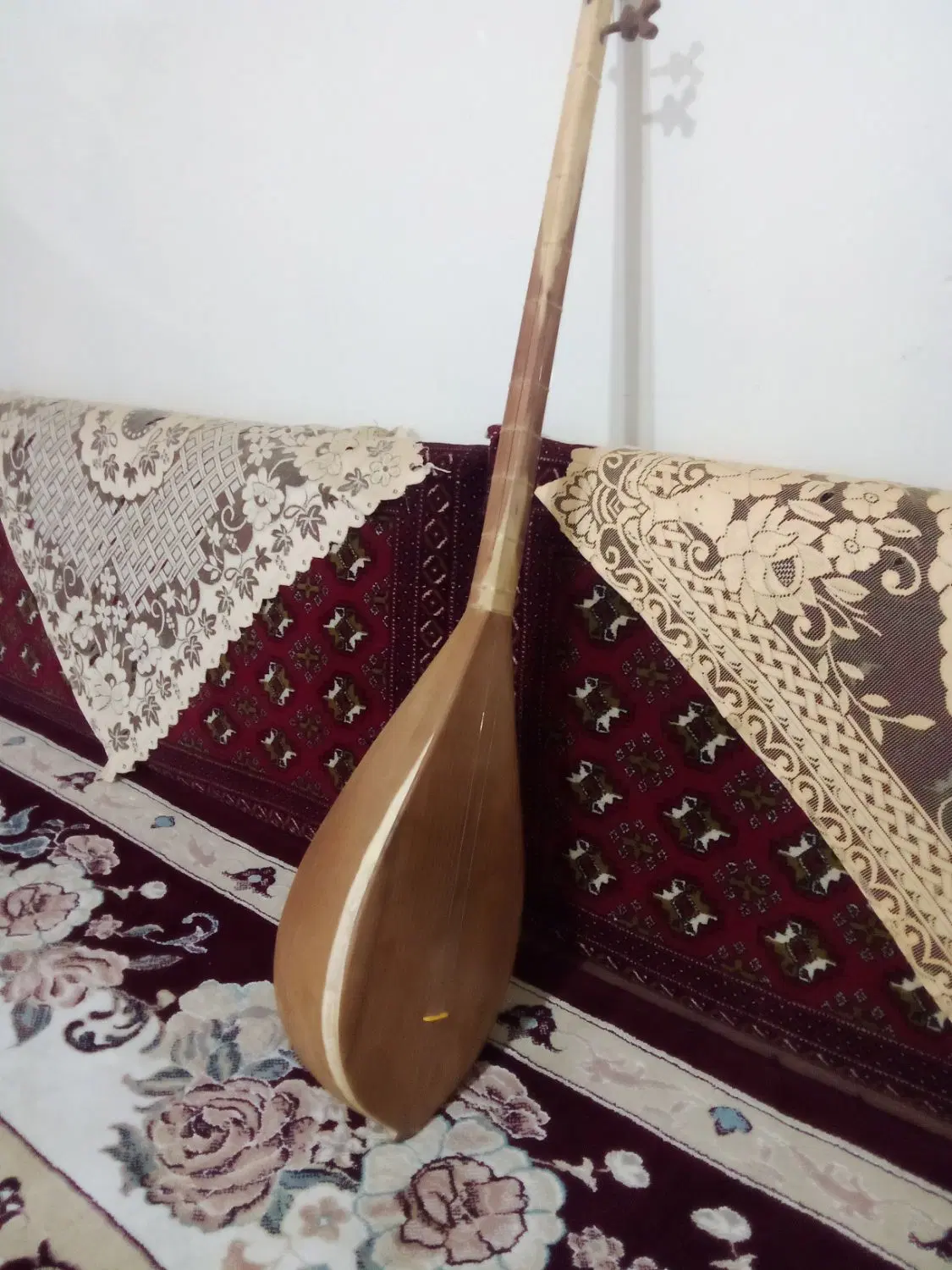 دوتار|سازهای سنتی|زیرکوه, |دیوار
