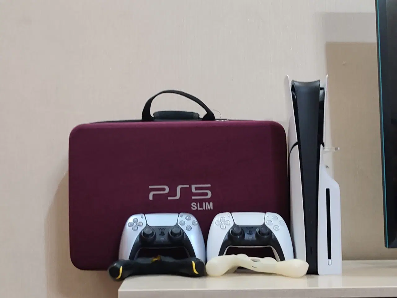 ps5 slime|کنسول، بازی ویدئویی و آنلاین|قم, زنبیل آباد|دیوار
