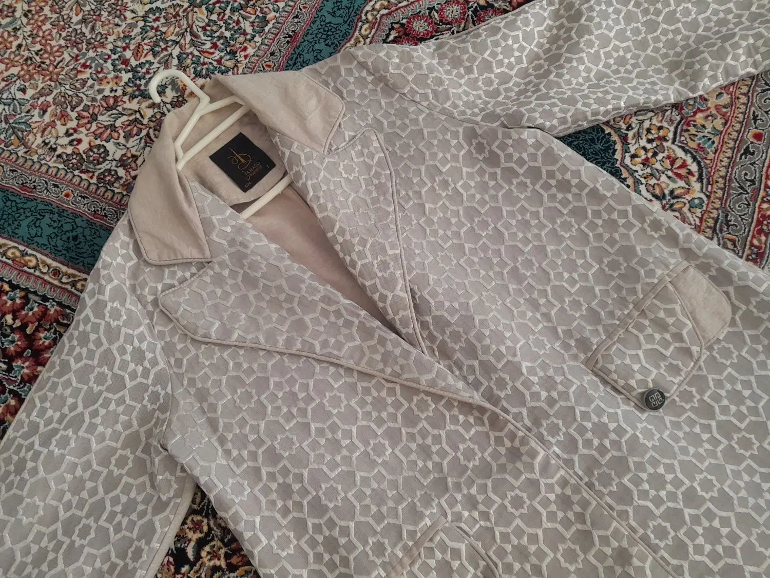 کت تک|لباس|کوهدشت, |دیوار