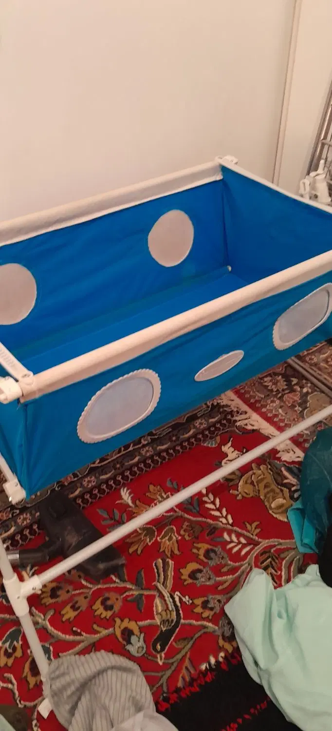 گهواره|کالسکه و لوازم جانبی|لردگان, |دیوار