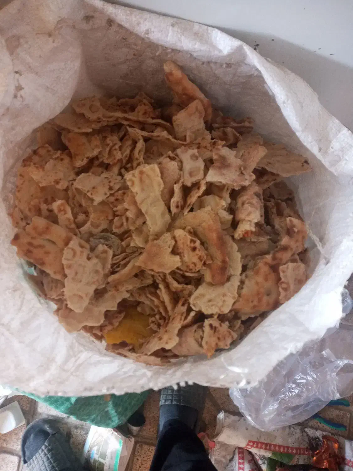 نان خشک|لوازم جانبی حیوانات|چناران, |دیوار