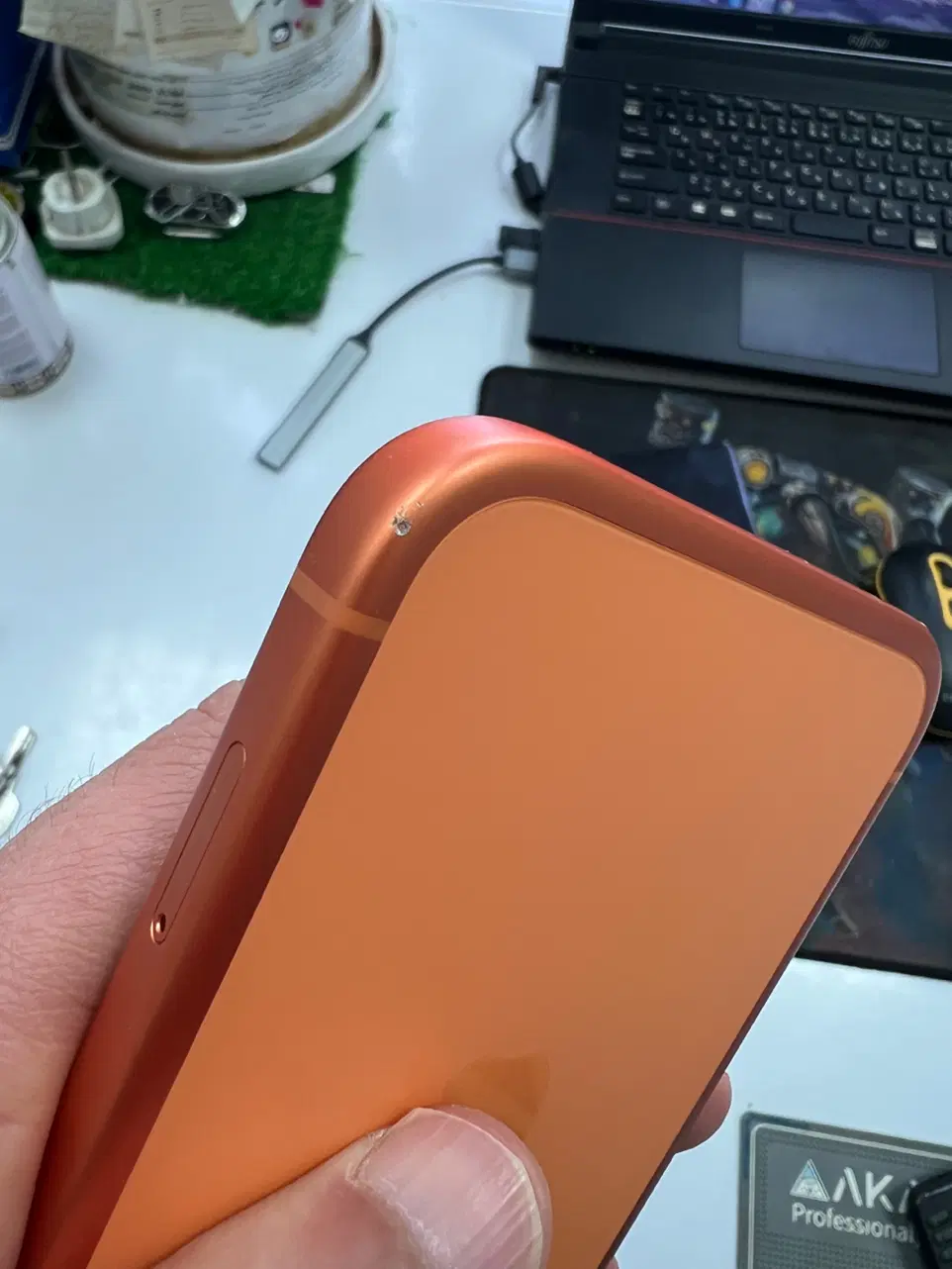 apple 17 pro max|موبایل|ماکلوان, |دیوار