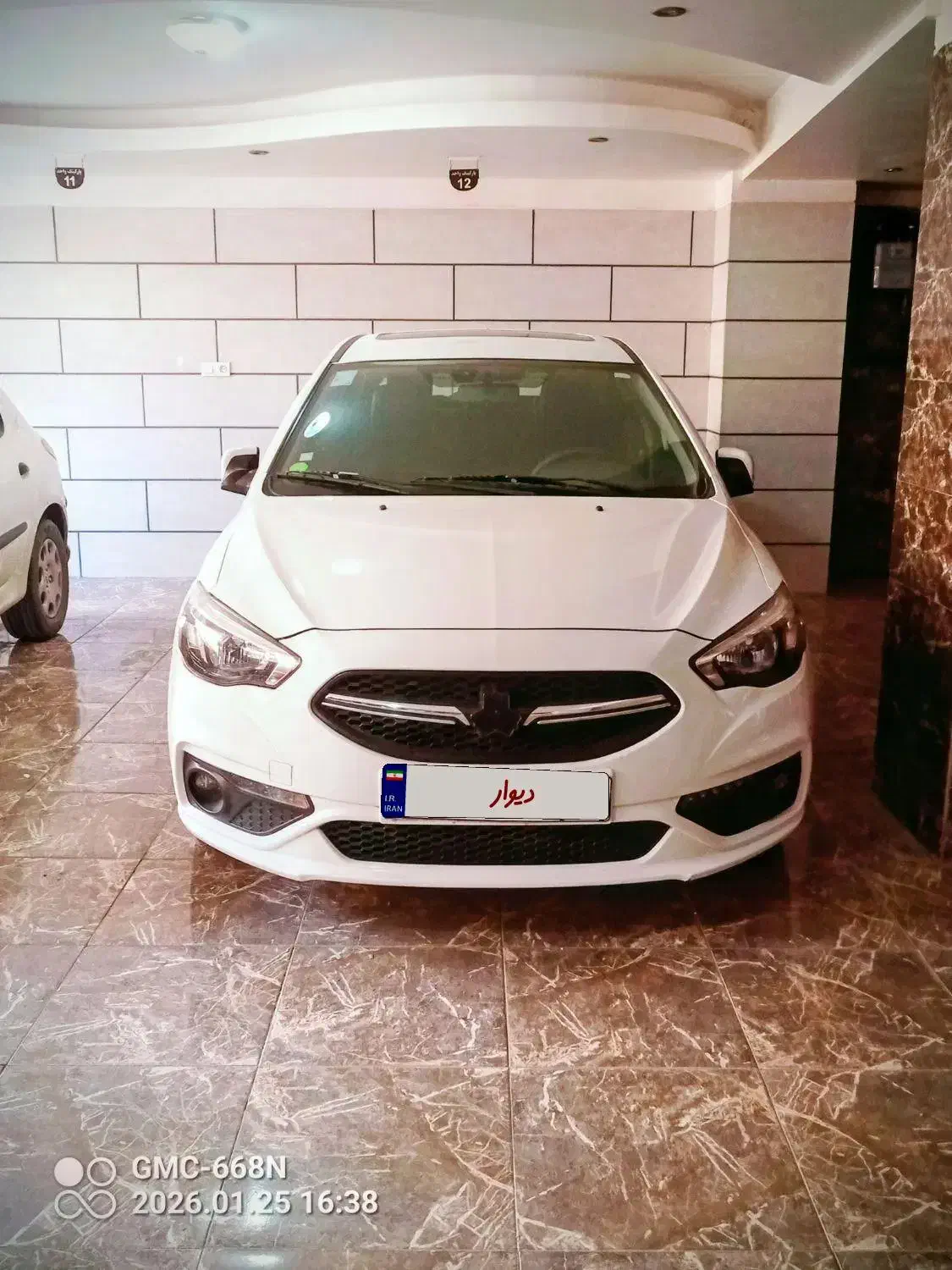 شاهین جی ۴۰۲|خودرو سواری و وانت|بروجرد, |دیوار