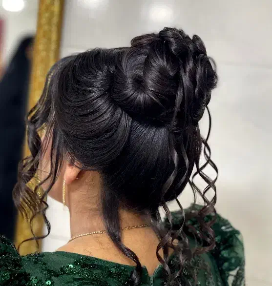 شنیونکار|خدمات آرایشگری و زیبایی|اهواز, کمپلو جنوبی|دیوار