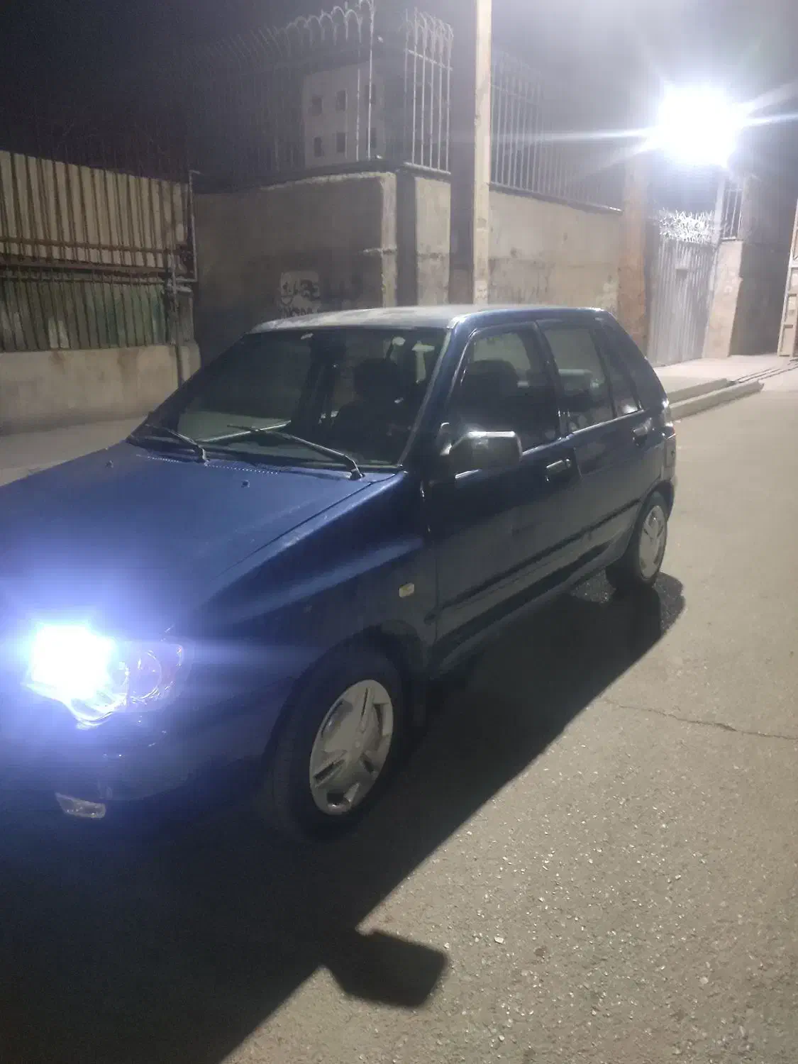 111مدل95|خودرو سواری و وانت|پرند, فاز ۵|دیوار