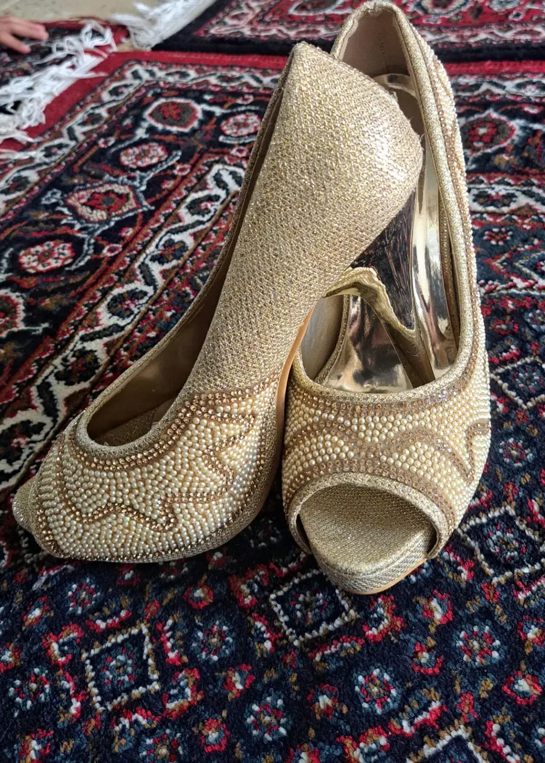 کفش نو|کیف، کفش، کمربند|جوانرود, |دیوار