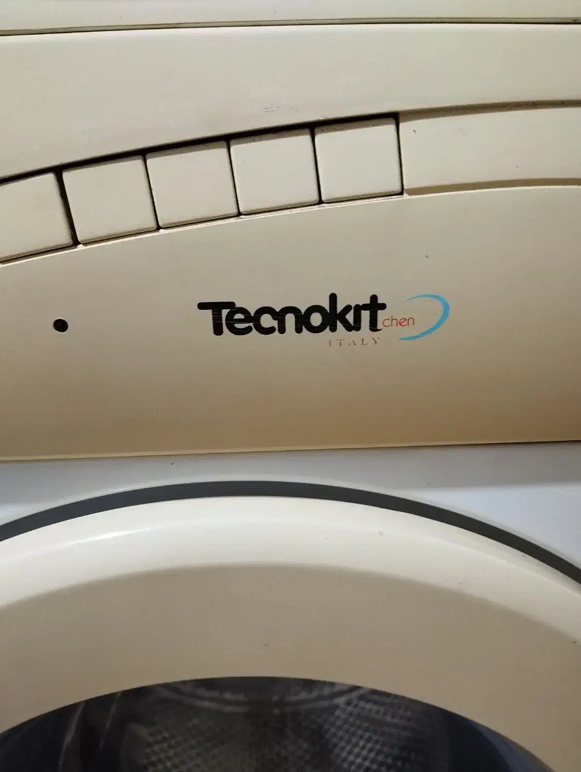 لباس شویی|ماشین لباسشویی و خشک‌کن لباس|رشت, عینک|دیوار