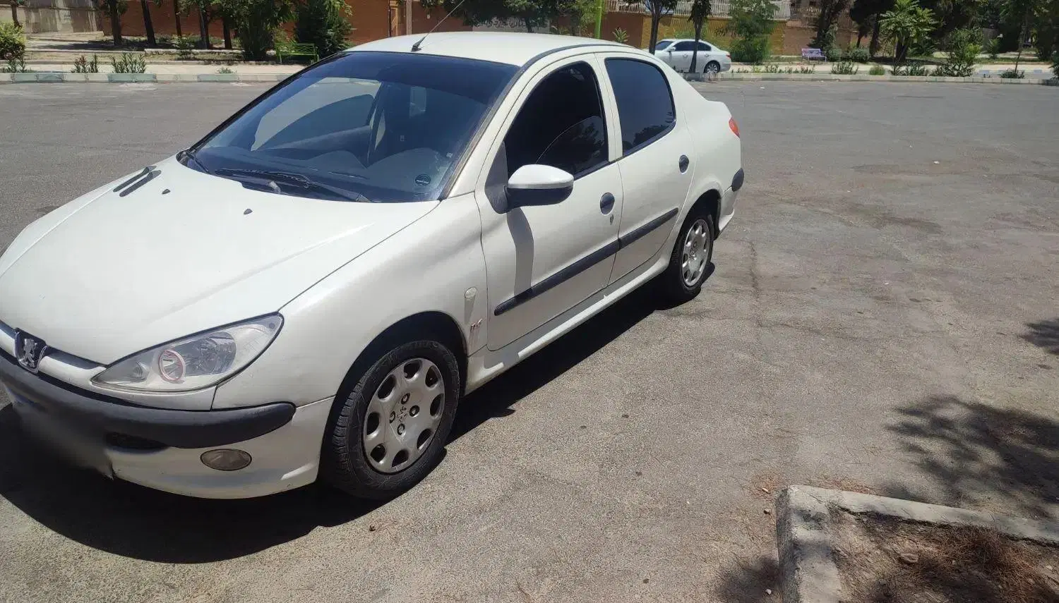 206sd v8tu5|خودرو سواری و وانت|فولادشهر, B7|دیوار