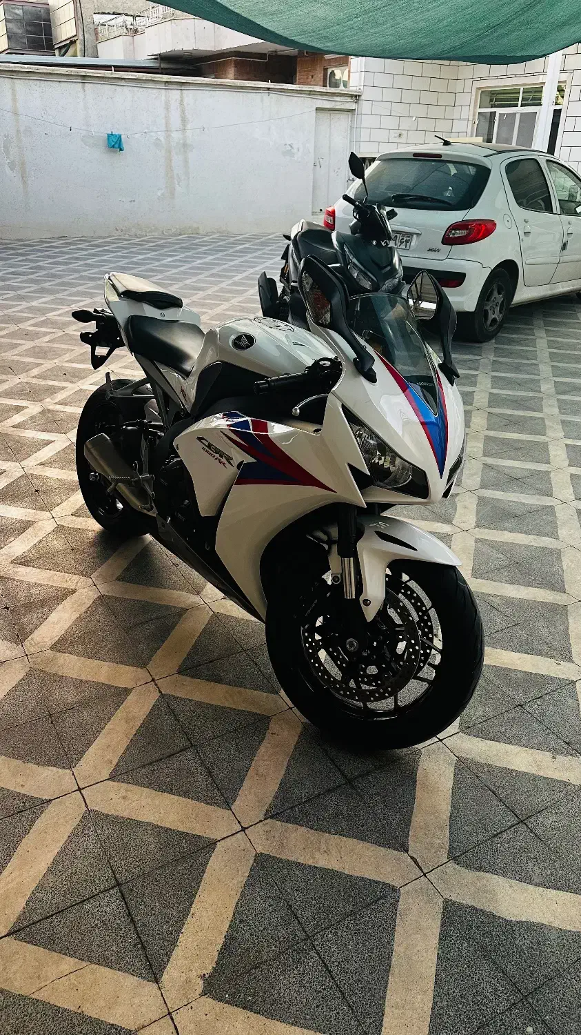 cbr 1000. 2012|موتورسیکلت|جهرم, |دیوار