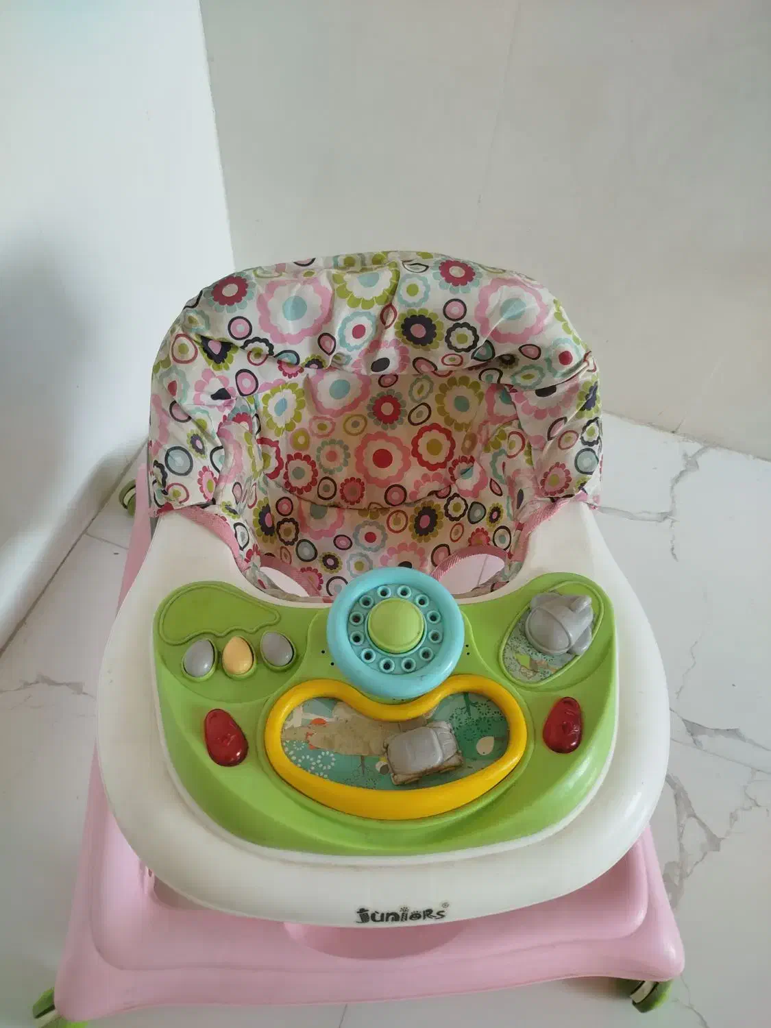 روروک|کالسکه و لوازم جانبی|چغادک, |دیوار