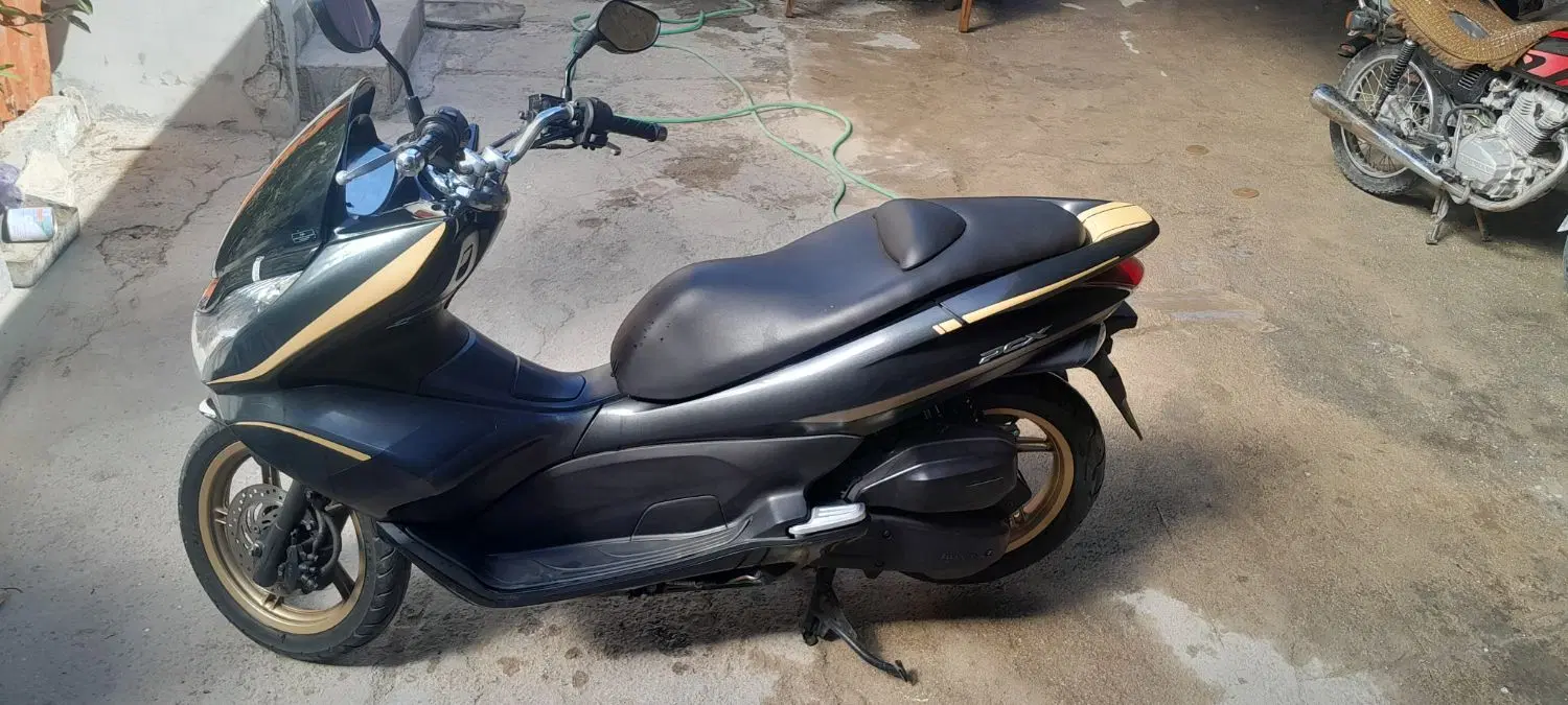 pcx.sp|موتورسیکلت|چغادک, |دیوار