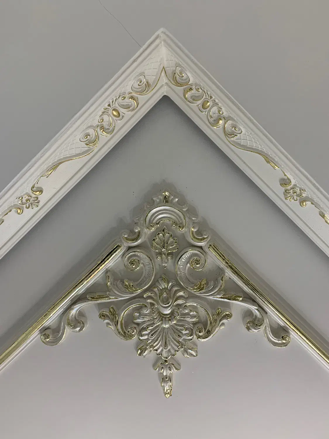 گچبری قاببندی میکروسمنت پتینه آینه کاری صخره سنگ|خدمات پیشه و مهارت|اراک, |دیوار