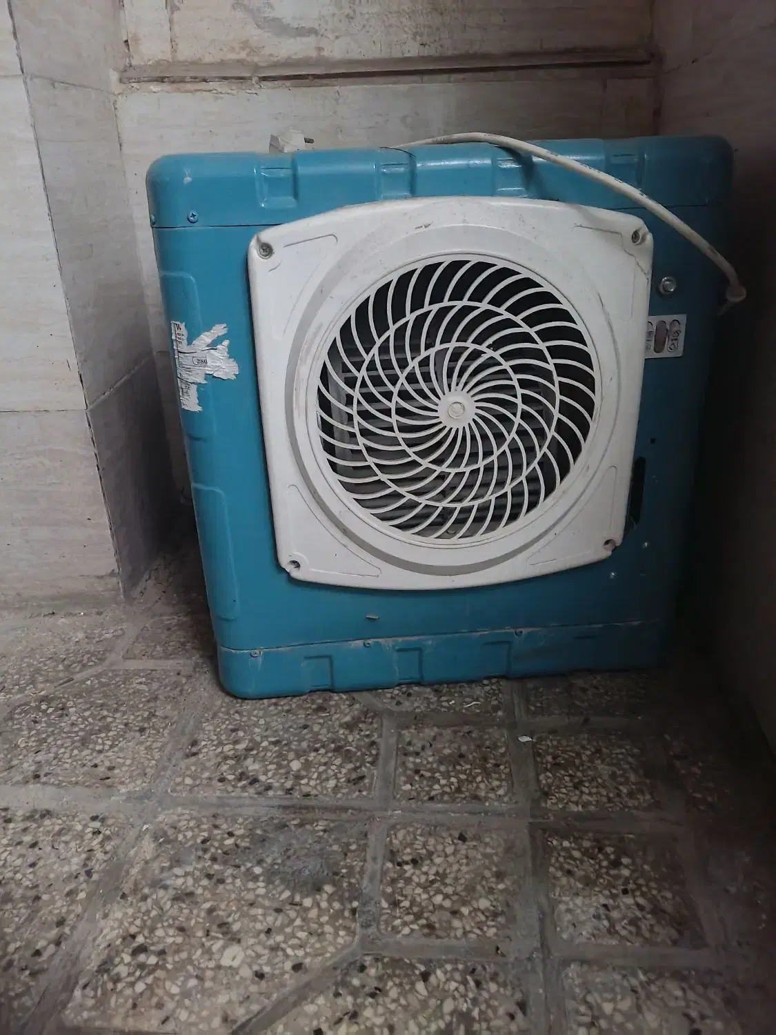 کولر|کولر آبی|شیراز, گلکوب|دیوار