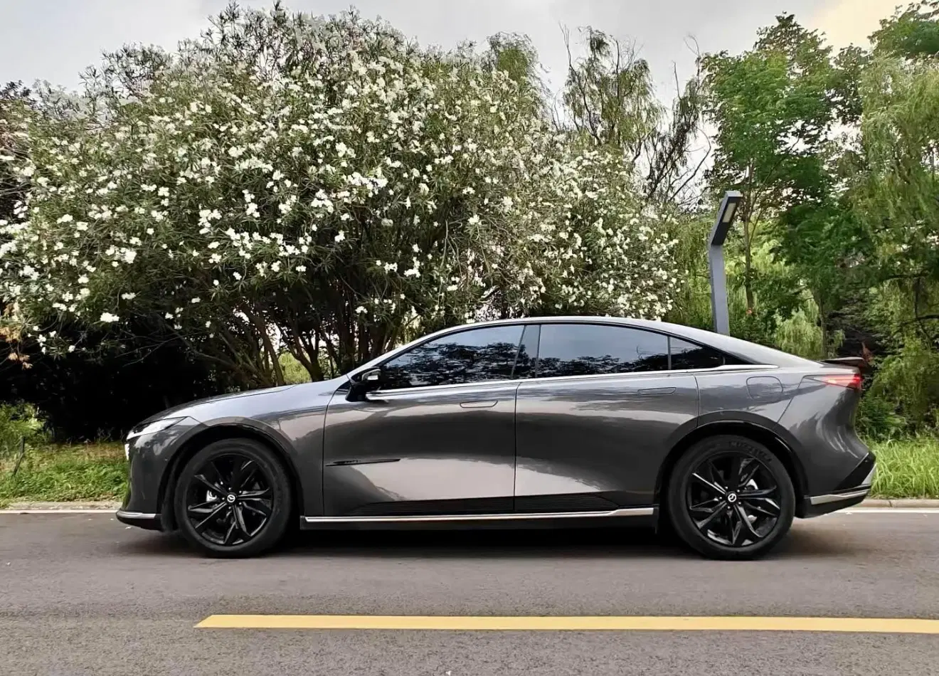 Mazda EZ6|خودرو سواری و وانت|تهران, بلوار کشاورز|دیوار