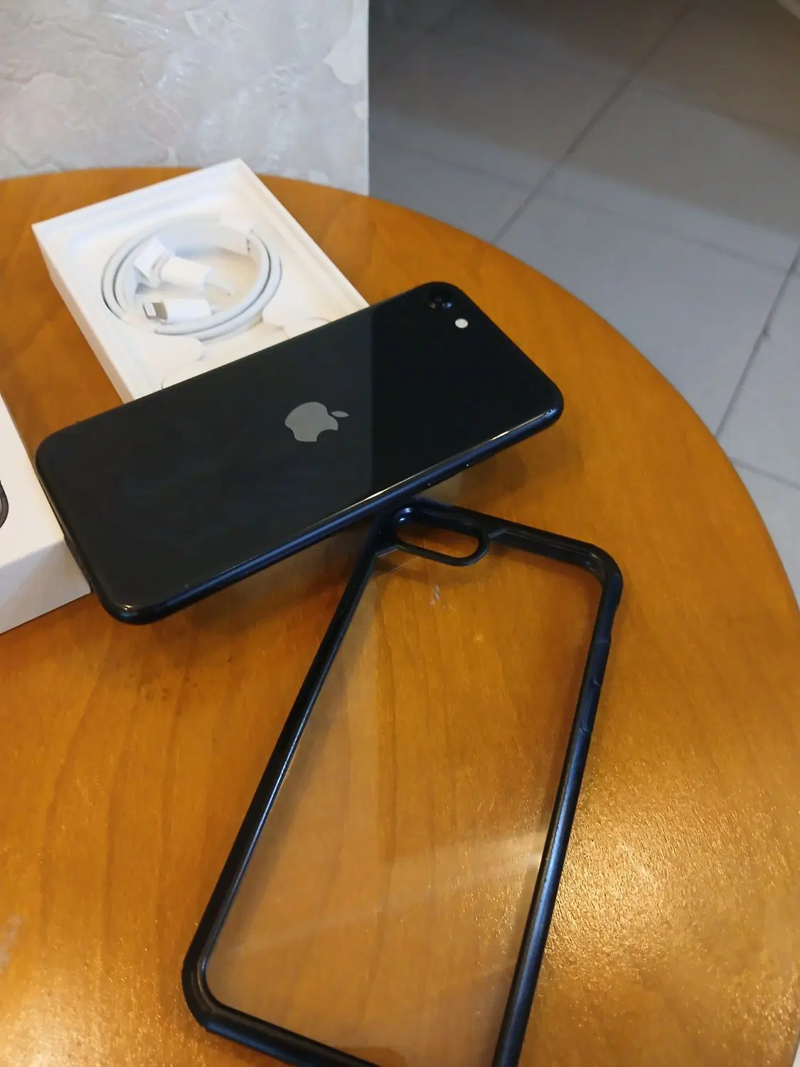 iphone se 2020|موبایل|تهران, ونک|دیوار