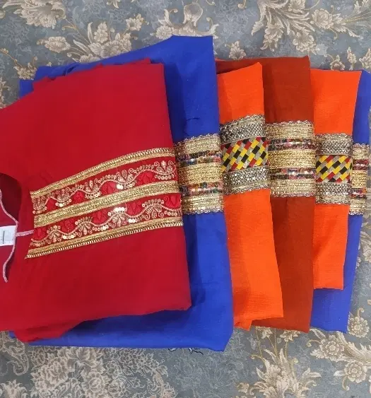 ساحلی|لباس|میبد, |دیوار