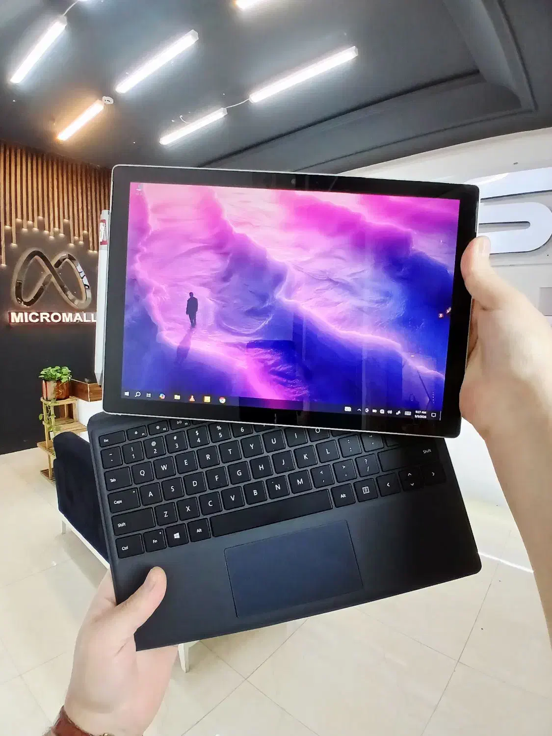 لپتاپ مایکروسافت سرفیس پرو حافظه یک ترابایتsurface|رایانه همراه|نیشابور, دارایی|دیوار