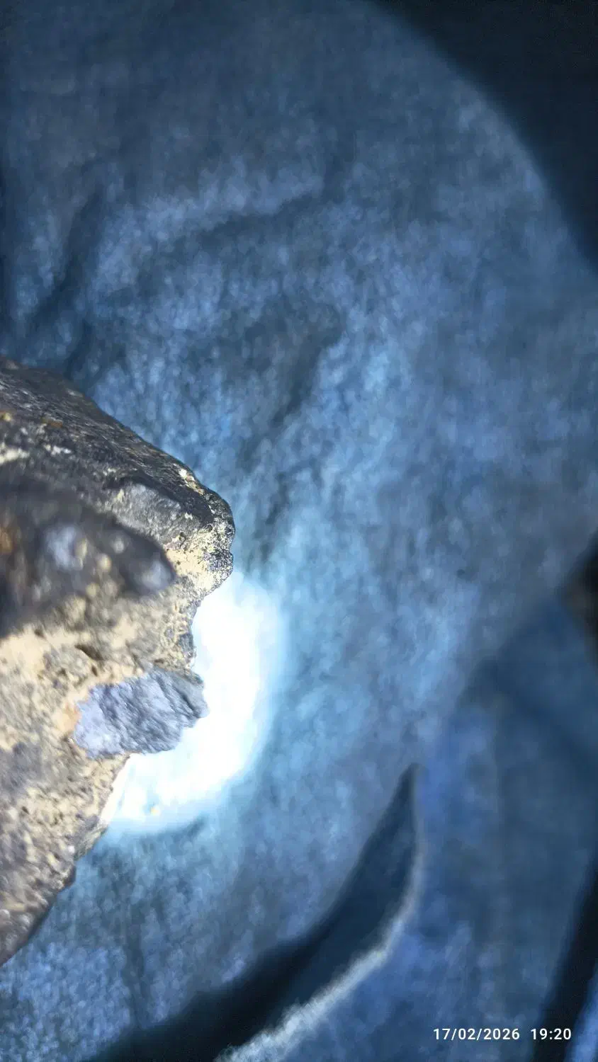 شهاب سنگ|کلکسیون اشیاء عتیقه|کرج, ساسانی (قلمستان)|دیوار