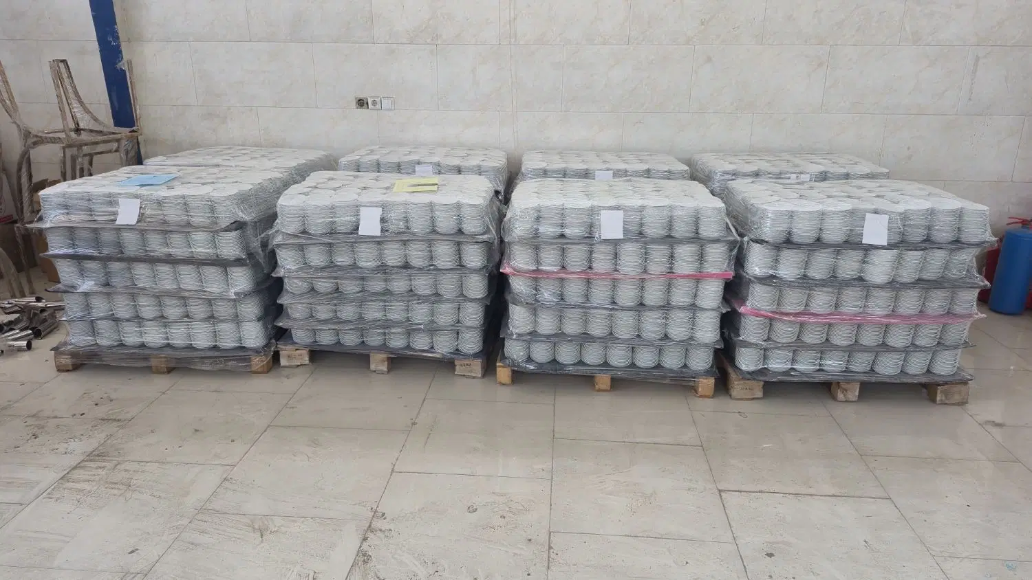 نعلبکی چینی درجه یک طلایی طرح دار رنگ ثابت pvd|ظروف نگهدارنده، پلاستیکی، یکبارمصرف|تهران, مرزداران|دیوار