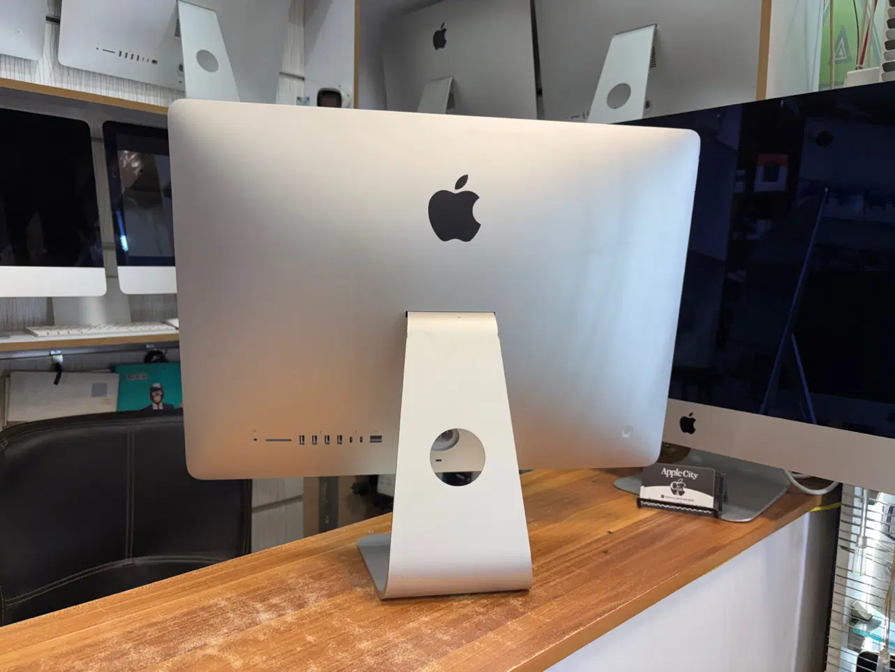 Imac 2017|رایانه رومیزی|تهران, فلسطین (میدان انقلاب)|دیوار