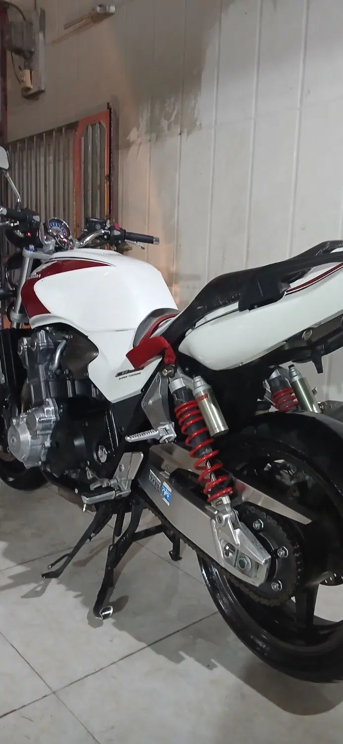 cb1300m2011|موتورسیکلت|مهاجران, |دیوار