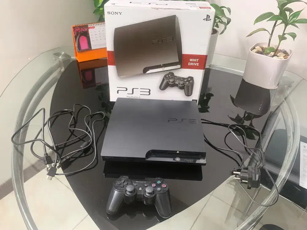 ps3 slim نو|کنسول، بازی ویدئویی و آنلاین|شیراز, شهرک مفتح|دیوار