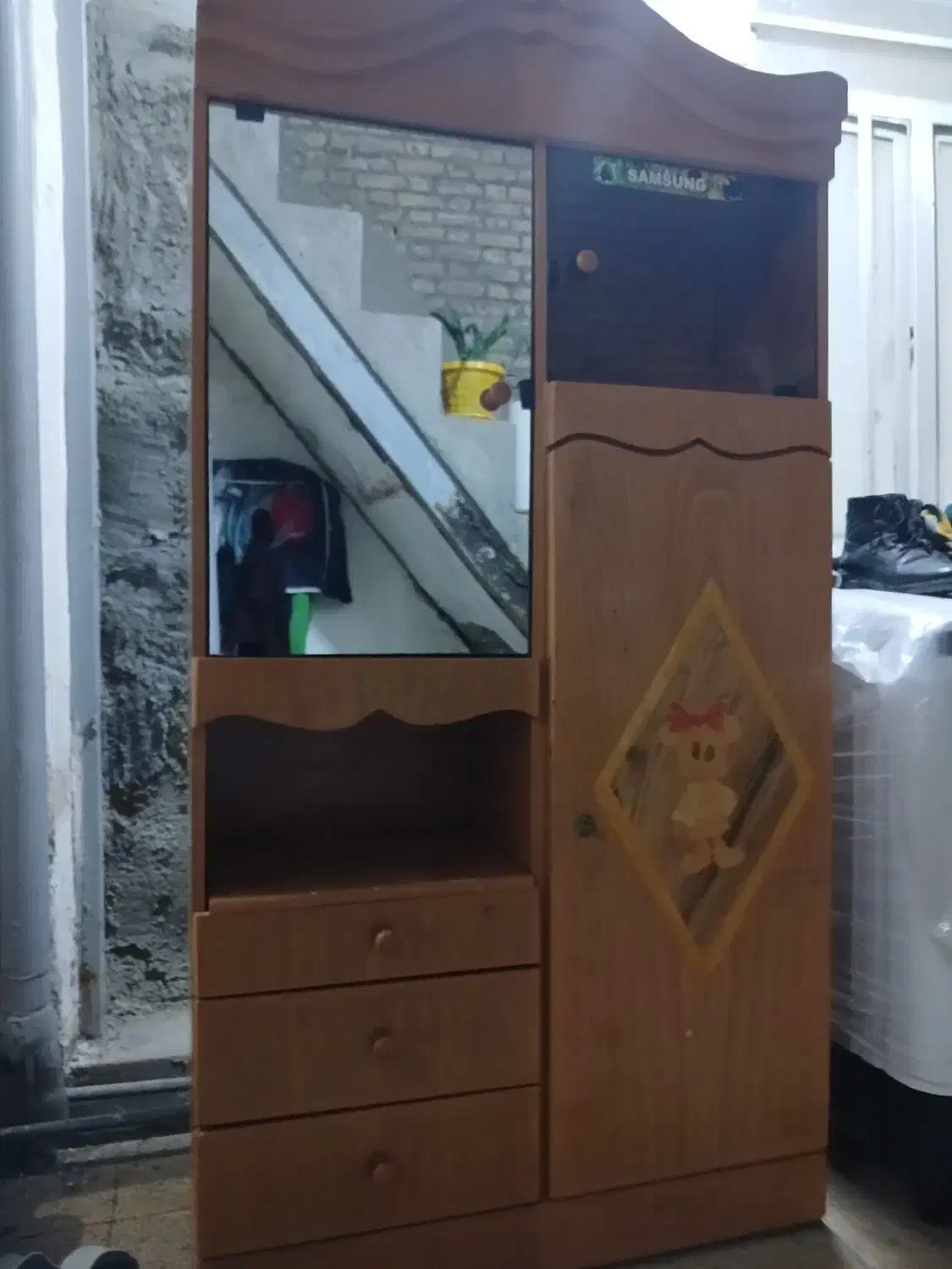 یک عدد کمد|جاکفشی، کمد، دراور|بهبهان, |دیوار