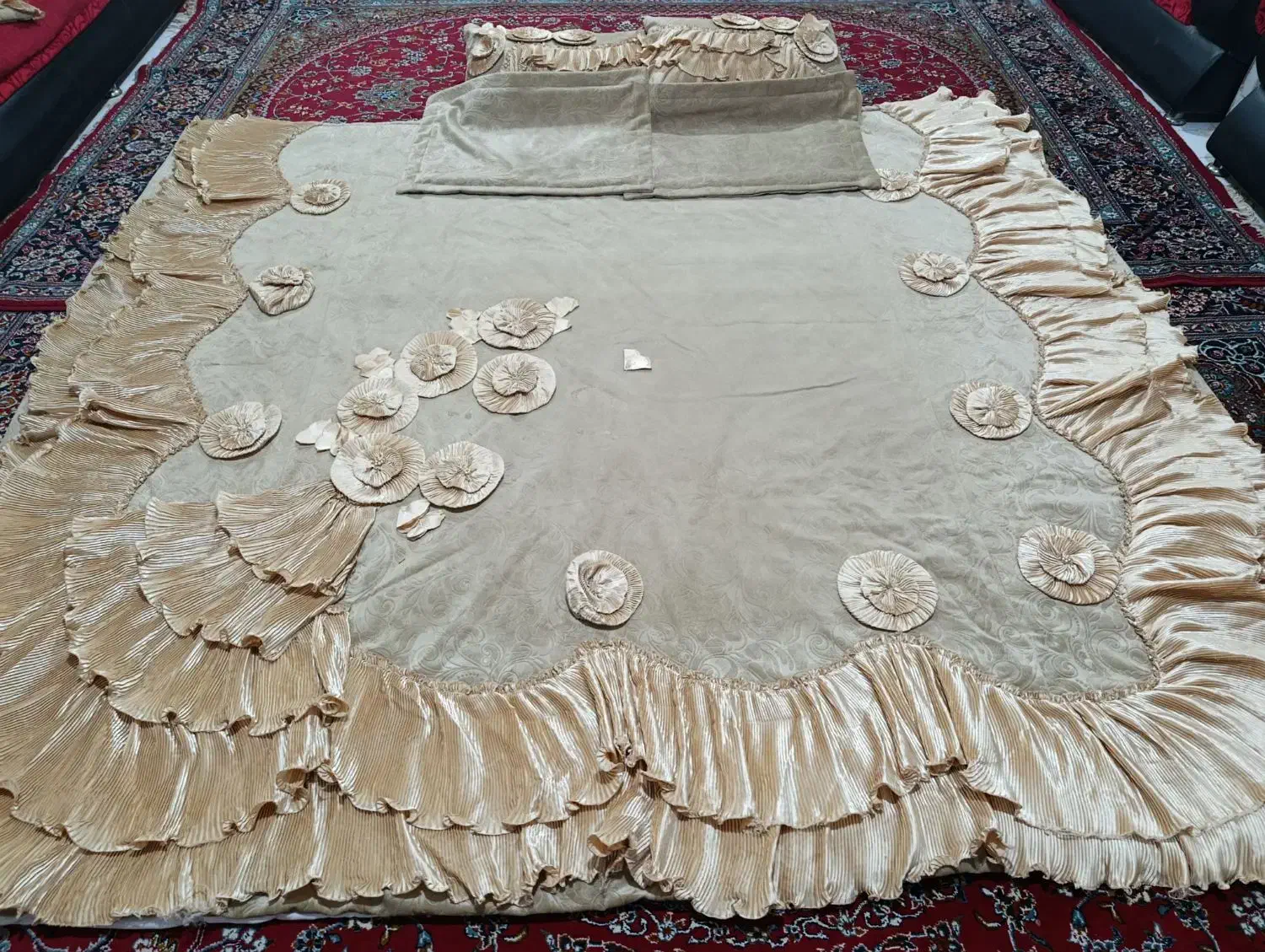 روتختی|سرویس روتختی|نیشابور, گنبد سبز|دیوار