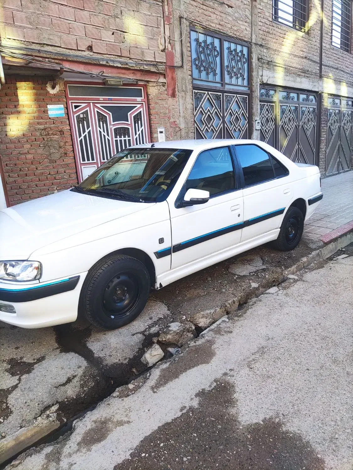 پارس سفید|خودرو سواری و وانت|میاندوآب, |دیوار