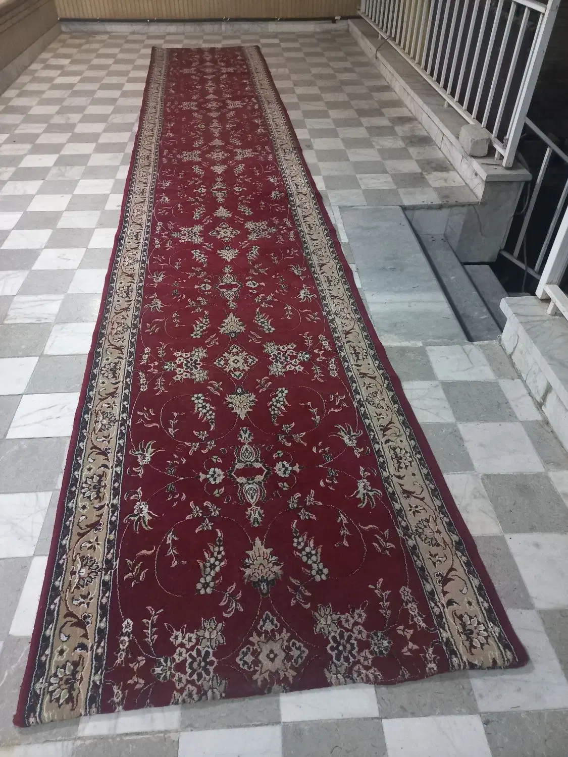 پادری|پادری|شیراز, هفت تنان|دیوار
