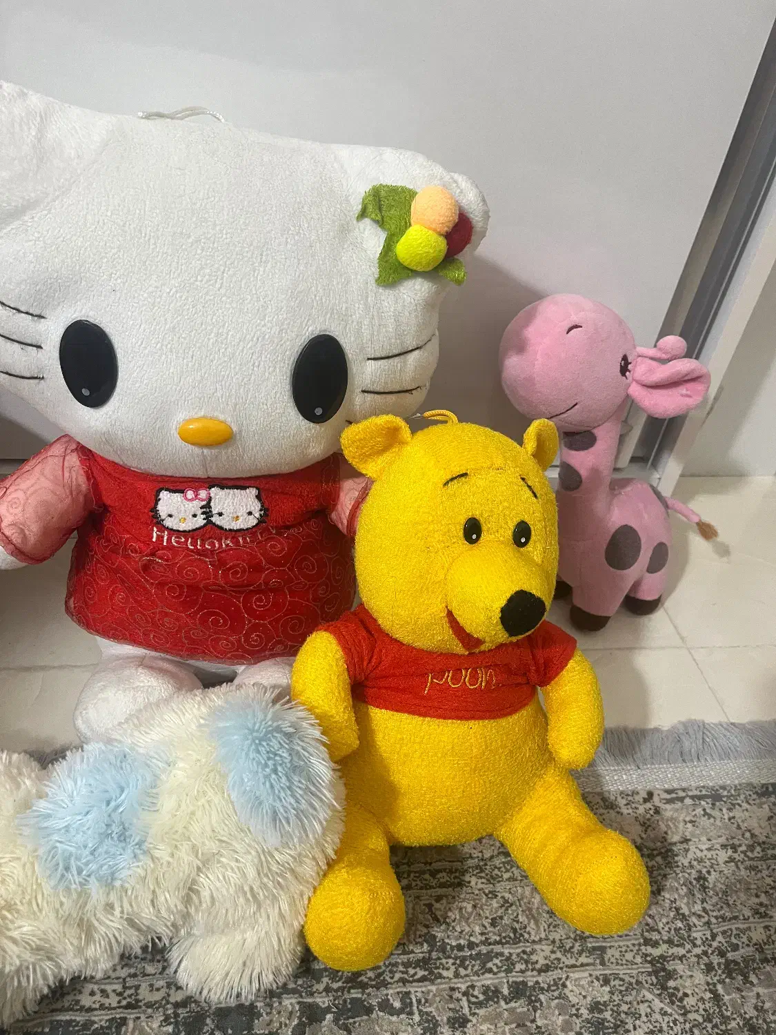 عروسک|اسباب‌بازی بچه|اصفهان, بهارستان|دیوار