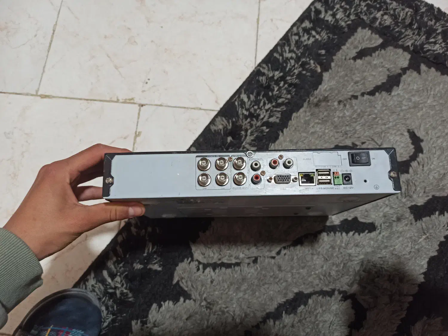 دوربین|دوربین مداربسته|پرند, فاز ۶|دیوار