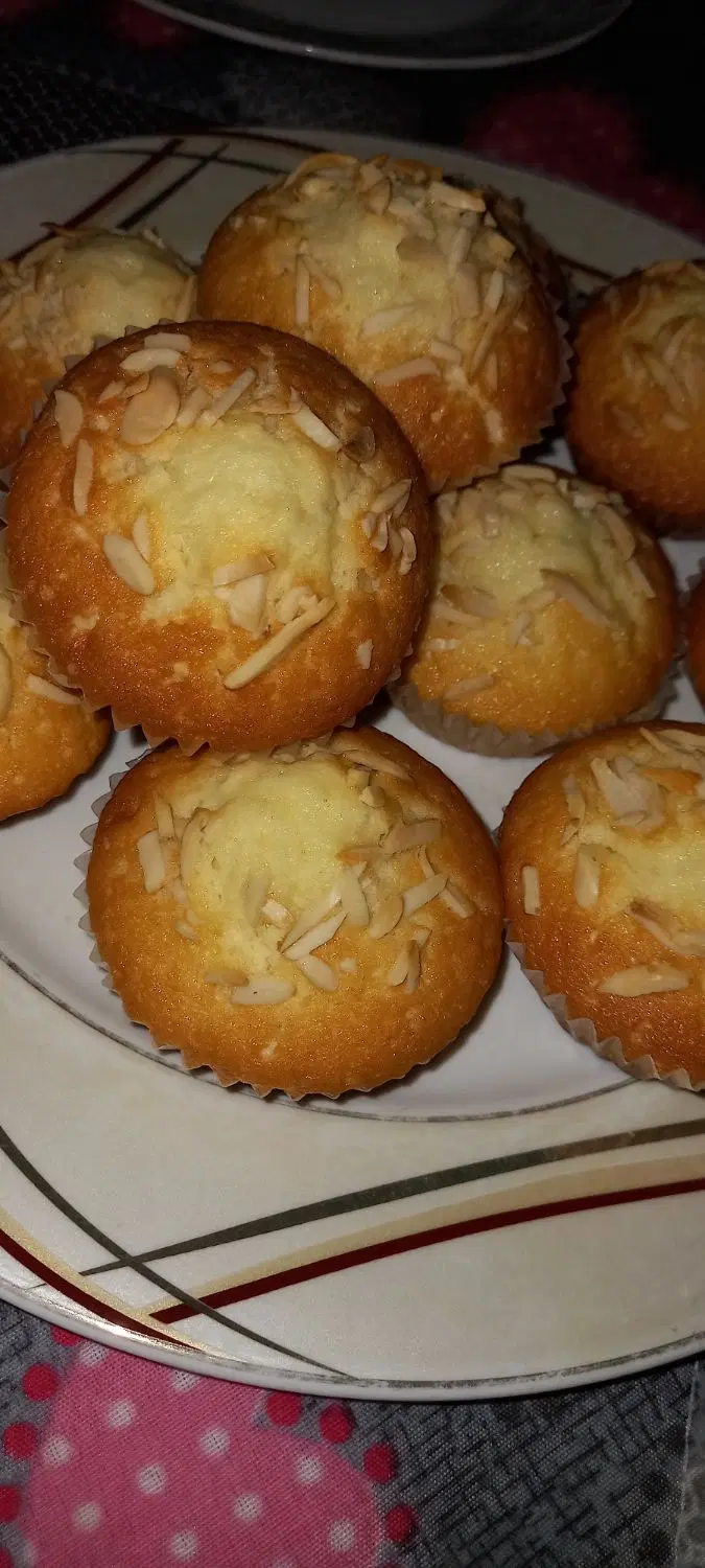 کیک یزدی|خوردنی و آشامیدنی|اسلام‌شهر, مطهری|دیوار